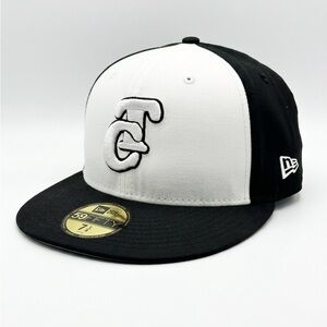 New Era Two-Tone Tomateros de Culiacán Fitted Cap in White and Black
